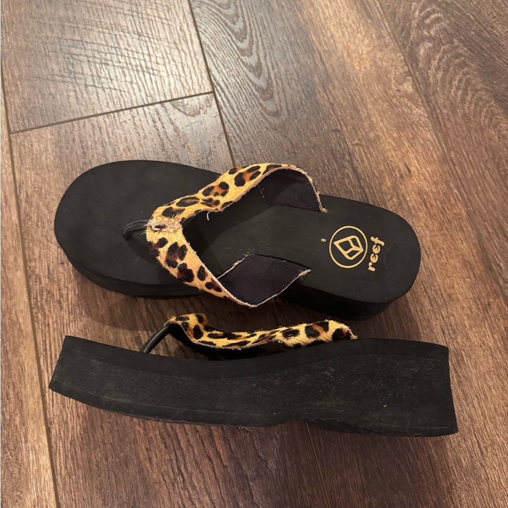 Reef Flip Flops - Animal Print/Cheetah - Size 8z